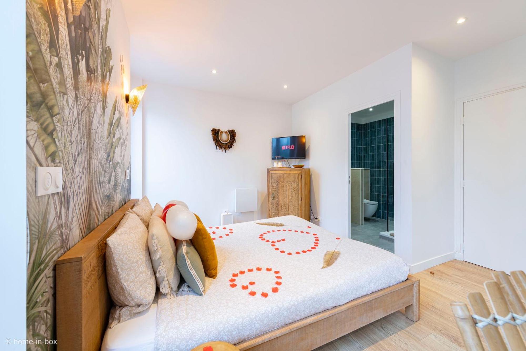 Le Nid D'Eliyah, Suites Avec Jacuzzi 15Min Disneyland Paris Nanteuil-les-Meaux ภายนอก รูปภาพ