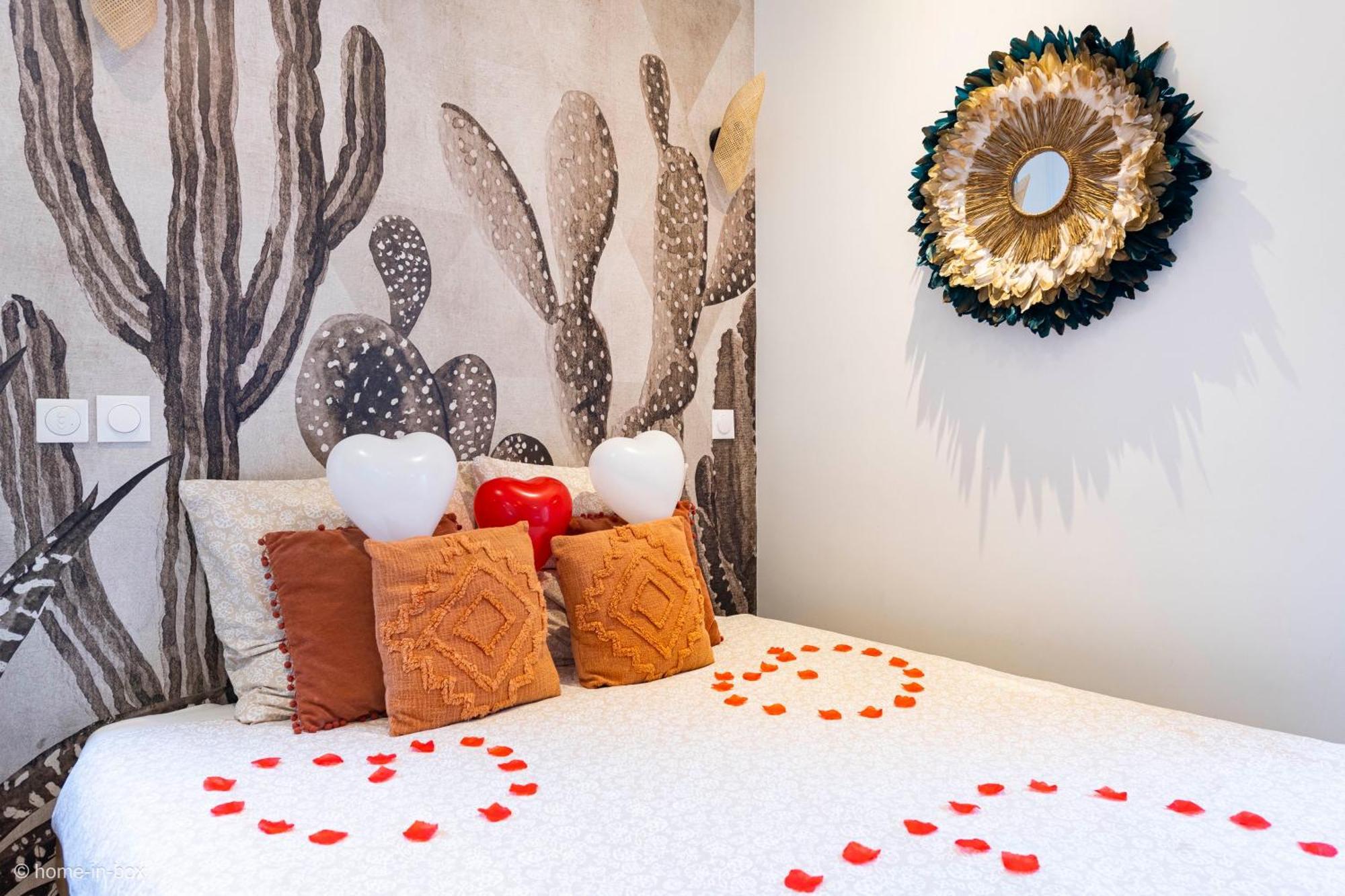 Le Nid D'Eliyah, Suites Avec Jacuzzi 15Min Disneyland Paris Nanteuil-les-Meaux ภายนอก รูปภาพ